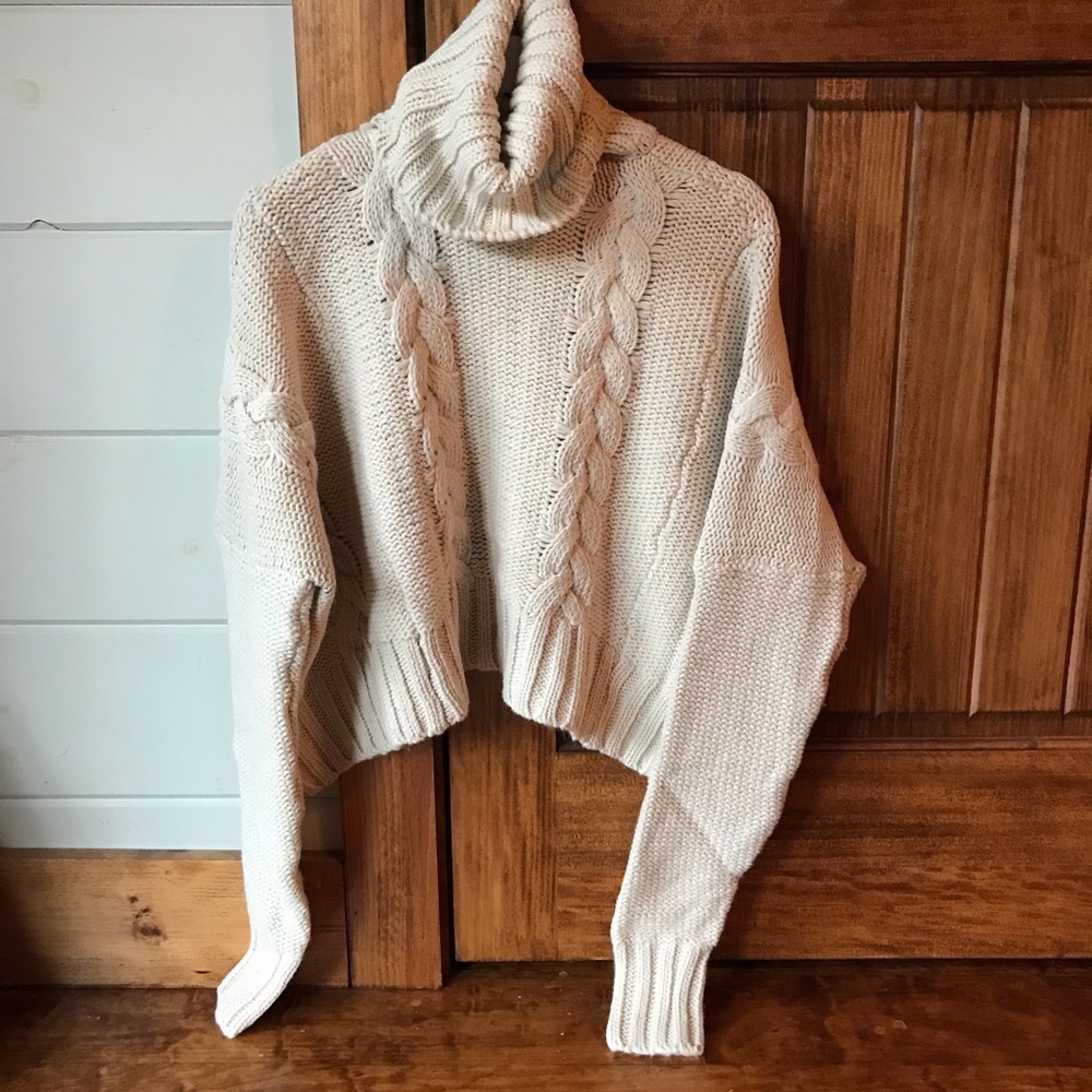 LAST💕 Ivory Chunky Knit Turtleneck Sweater - Picture 6 of 8